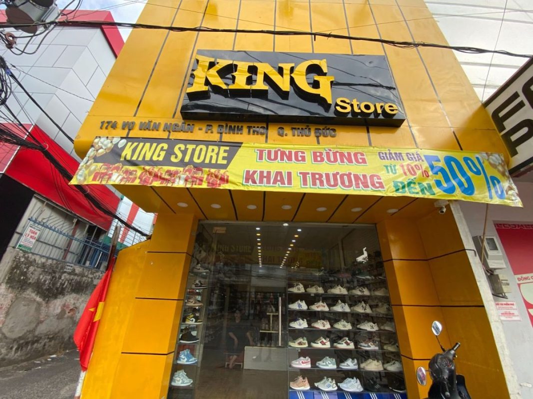 Tổng quan về bảng hiệu shop giày dép King